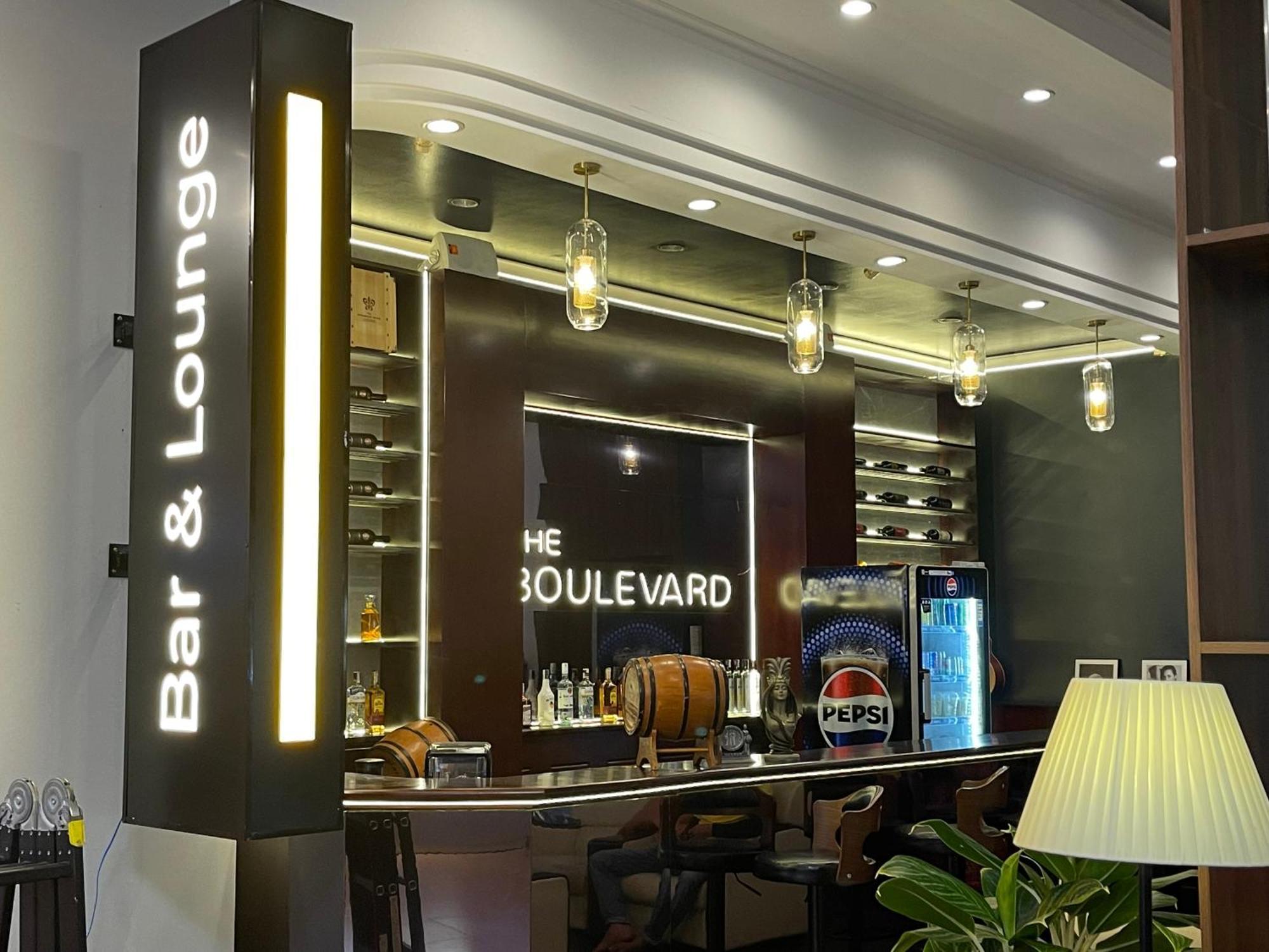 Dong Xuyen Hotel Long Xuyên Kültér fotó