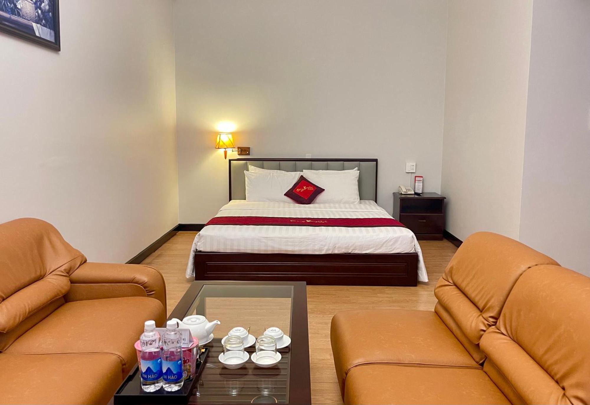 Dong Xuyen Hotel Long Xuyên Kültér fotó
