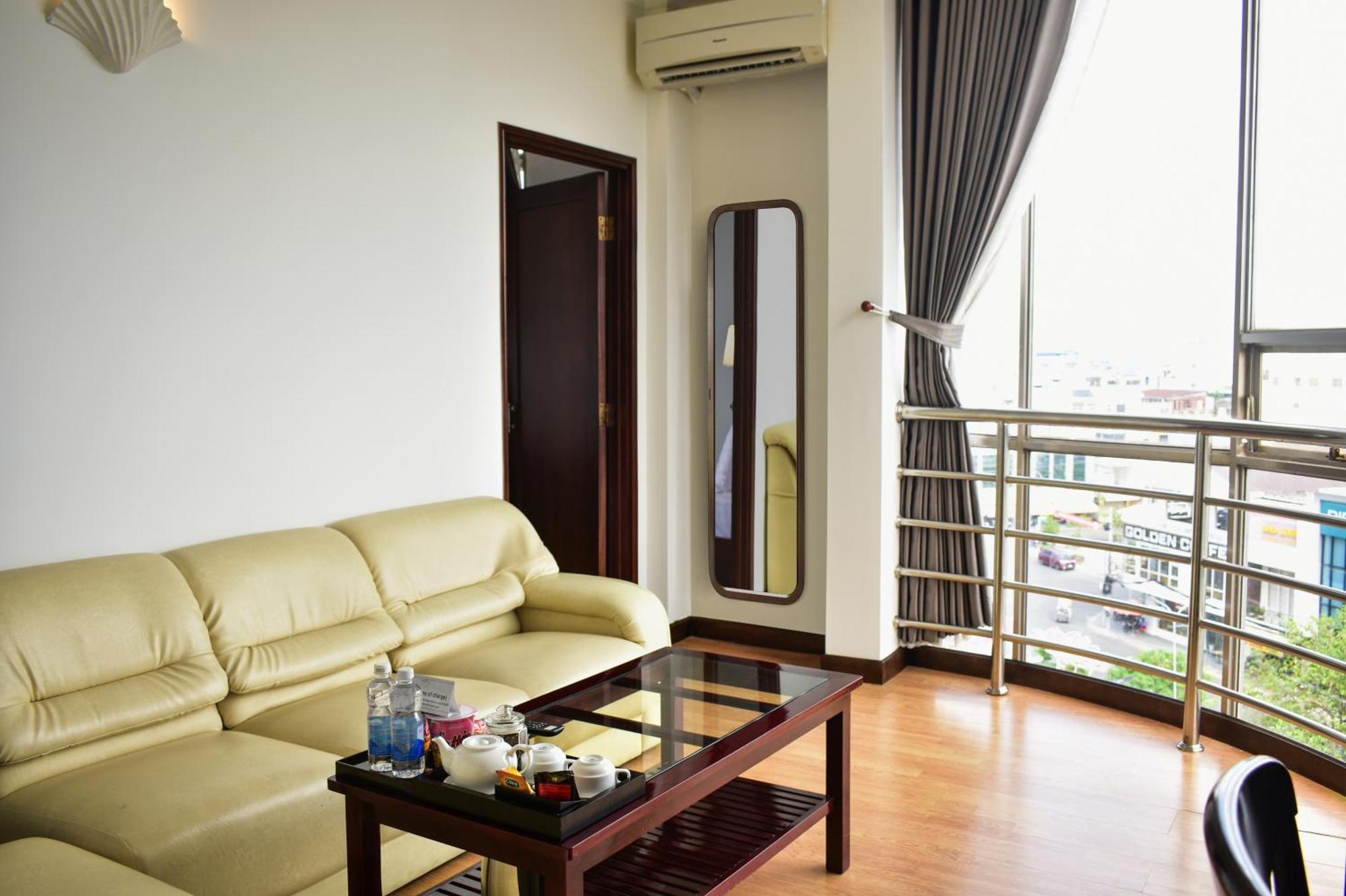 Dong Xuyen Hotel Long Xuyên Kültér fotó