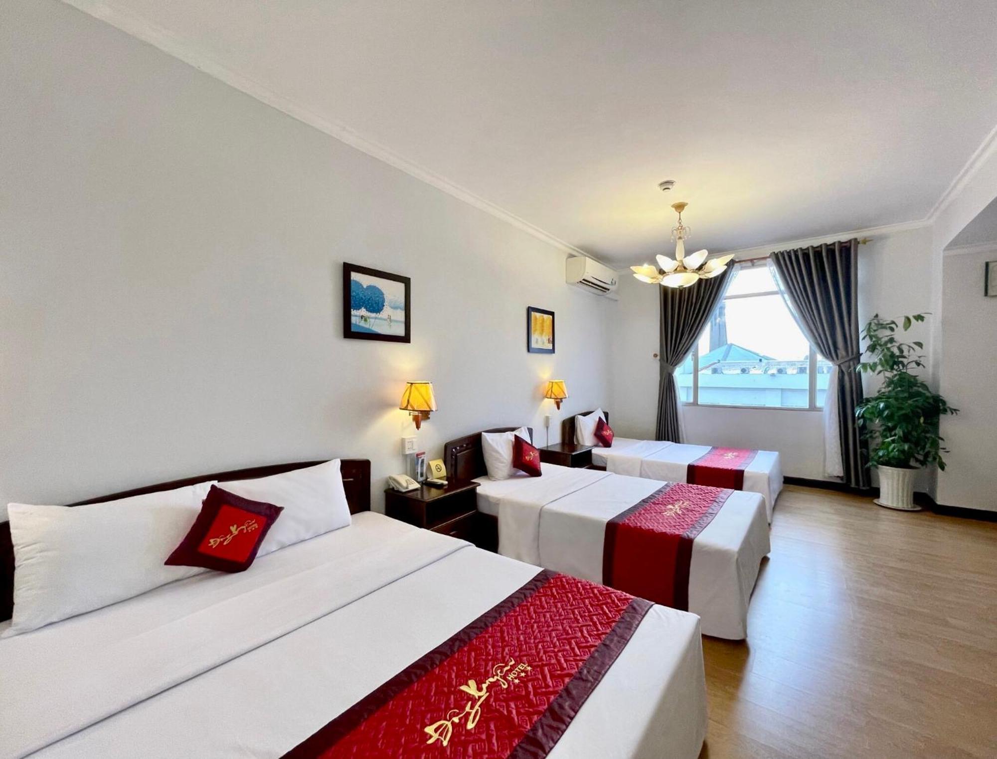 Dong Xuyen Hotel Long Xuyên Kültér fotó